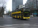 berlin MAN Lion's City DD (Doppelstock) auf der Linie M19 nach U-Bahnhof Mehringdamm an der Haltestelle Charlottenburg Europa-Center.