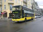 berlin MAN Lion's City DD (Doppelstock) auf der Linie X34 nach S+U Bahnhof Zoologischer Garten an der Haltestelle Charlottenburg Joachimstaler Stra�e/Kantstra�e.