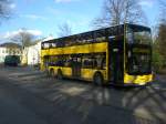 berlin MAN Lion's City DD (Doppelstock) auf der Linie 221 nach U-Bahnhof Leopoldplatz am U-Bahnhof Rathaus Reinickendorf.