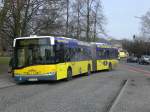 berlin Solaris Urbino auf der Linie 135 nach S+U Bahnhof Rathaus Spandau an der Haltestelle Alt-Kladow.