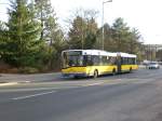 berlin Solaris Urbino auf der Linie X33 nach M�rkisches Viertel Wilhemsruher Damm am U-Bahnhof Rathaus Reinickendorf.
