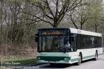 MAN Niederflurbus 2. Generation 06.04.09: in schlechtem Licht pr�sentiert der NVG-Wagen 259. Den NL 263 konnte ich an auf der Kirkeler Stra�e ablichten, wo er auf der optimierten Linie 310 eingesetzt wurde. Optimiert heist hier: verbesserte Linienf�hrungen, unter anderem durch die neue Anbindung eines Einkaufszentrums.