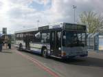 MAN Niederflurbus 1. Generation MAN Niederflurbus 1. Generation auf der Linie 655 nach Bahnhof Falkensee an der Haltestelle Dallgow-D�beritz Havelpark.