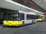 berlin MAN Niederflurbus 2. Generation auf der Linie 128 nach U-Bahnhof Osloer Stra�e am Flughafen Tegel.