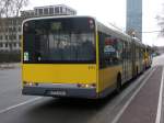 berlin Solaris Urbino auf der Linie 167 nach K�penick M�ggelschl��chenweg an der Haltestelle Treptow Beermannstra�e.