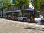 MAN Niederflurbus 2. Generation WSF-V281 steht am 21.04.2009 ebenfalls auf dem Wei�enfelser Busbahnhof zu einer Pause abgestellt.