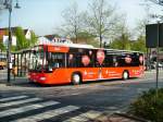 unna-verkehrsgesellschaft-kreis-unna--vku Im neuen Werbekleid pr�sentiert sich VKU-KOM 08-61 hier am Kamener Markt auf der Linie C24.