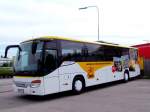 setra-s-400er-serie-comfort-class SETRA_S415UL wirbt f�r 'JUFA' (JugendFamileng�steh�user) und steht vor den Toren einer Beschriftungsfirma in Ried i.I.; 090426
