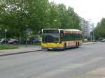 mercedes-benz-o-530-i-citaro Mercedes-Benz O 530 I (Citaro) auf der Linie 197 nach S-Bahnhof Kaulsdorf an der Haltestelle Hellersdorf Gothaer Stra�e/Eisenacher Stra�e.