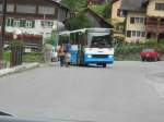 Glarnerland Autobetrieb Sernftal, Engi, Nr. 9 (NAW/Hess BH4-23 ex RTB, Altst�tten) am 16.9.2006 in Engi als ausserplam�ssiger Anschlusskurs an einen 30 Minuten versp�teten Regionalzug. 