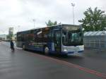man-niederflurbus-3-generation-lions-city-u-tu MAN Niederflurbus 3. Generation (Lions City �/T�) auf der Linie 653 nach Bahnhof Falkensee an der Haltestelle Dallgow-D�beritz Havelpark.