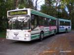 MAN Standardlinienbus 1. Generation MAN SG 292 der BBG hier in der Wendestelle kurz nach der Endhaltestelle. Wagen 337 und 338 sind die beiden einzigen dieser Baureihe am Bhf Bernau. Und da bei beiden Wagen erst k�rzlich Matrixanzeigen von BUSE nachger�stet worden sind, ist zu vermuten, das sie noch eine Weile ihre Dienste im Barnim verrichten werden.