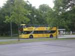berlin Volvo-Doppeldecker Sightseeing-Bus am L�tzowplatz.