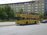berlin MAN-Doppeldecker Sightseeing-Bus am L�tzowplatz.
