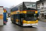 Postauto PU Thepra AG, Stans, Nr. 17 (NW 5'219, Neoplan N4426/3) am 12.11.2006 am Bahnhof Stans. 