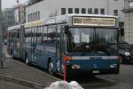 mercedes-benz-o-405--hochflur-stadtversion VZO, Gr�ningen, Nr. 152 (ZH 246'952, MB O405G, 1991) am 31.1.2006 in Wetzikon, Bahnhof.