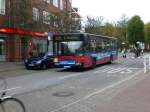 hamburg Mercedes-Benz O 405 N (Niederflur-Stadtversion) auf der Linie 235 nach S-Bahnhof Reinbek an der Haltestelle Bergedorf Kupferhof.