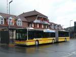 man-niederflurbus-3-generation-lions-city STI - MAN Lion`s City Nr.122 BE 700122 unterwegs auf der Linie 21 bei der Haltestelle vor dem Bahnhof in Interlaken Ost am 06.06.2009