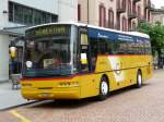 Tessin Postauto - Neoplan TI 176092 bei den Haltestellen vor dem Bahnhof in Bellinzona am 13.05.2009