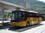 Postauto Neoplan Euroliner N313 VS 123123 beim Bahnhof in Visp