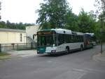 potsdam Volvo V7700 auf der Linie 693 nach Hermannswerder K�sselstra�e nahe der Halteselle Waldstadt Drewitzer Stra�e/Erich-Weinert-Stra�e.