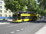 berlin MAN Lion's City DD (Doppelstock) auf der Linie X33 nach S+U Bahnhof Rathaus Spandau an der Haltestelle Tegel Kamener Weg.