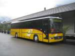 Postauto Am 20.6.09 ging ich mit meinem vater und meinem Bruder auf die 4-P�sse-Fahrt. Sie begann um 9.20 in Meiringen, und f�hrte auf den Grimsel-, Nufenen-, Gotthard- und Sustenpass. Daf�r eingesetzt wurde der Mercedes Integro Nr. 69 'Haslital' von PU AVG (Autoverkehr Grindelwald). Hier steht er noch ganz am Anfang der Reise beim Bahnhof Meiringen.