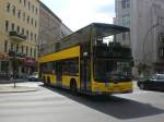berlin MAN Lion's City DD (Doppelstock) auf der Linie 104 nach Stralau Tunnelstra�e an der Haltestelle Neuk�lln Erkstra�e.