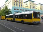 berlin Solaris Urbino als SEV f�r die U-Bahnlinie 2 zwischen S+U Bahnhof Pankow und U-Bahnhof Senefelder Platz am S+U Bahnhof Sch�nhauser Allee. 
