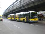 berlin Solaris Urbino als SEV f�r die U-Bahnlinie 2 zwischen S+U Bahnhof Pankow und U-Bahnhof Senefelder Platz am S+U Bahnhof Sch�nhauser Allee. 
