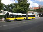 berlin Solaris Urbino auf der Linie M41 nach Hauptbahnhof am S-Bahnhof Sonnenallee.