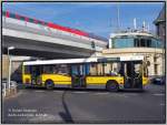 mercedes-benz-o-405-n-niederflur-stadtversion Berliner VerkehrsGesellschaft: Ein MercedesBenz O 405 N an der Unterf�hrung des Bf Lichterfelde, 11.10.06.