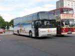 Neoplan Starliner Dieser Neoplan Starliner von dem Busunternehmen Weihrauch-Uhlendorft, stand am 24.07.'09 auf dem Busparkplatz an der Semperoper