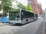 hamburg Mercedes-Benz O 530 II (Citaro Facelift) auf Betriebsfahrt an der Haltestelle Rathausmarkt.