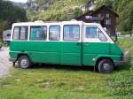 Sonstige Gesehen in St-Ursanne (Jura) am 12/09/07 : der ehemaliger Renault Master Nr 17 der MBC. 