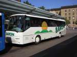 saarbrucken Hier ist ein Reisebus der Firma Baron-Reisen zu sehen. Dieser Bus f�hrt zum Zweibr�cker Flughafen.