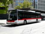 man-niederflurbus-3-generation-lions-city VBSG - MAN Lion`s City Bus Nr.258  SG 198258 bei den Bushaltestellen vor dem Bahnhof in St.Gallen am 16.08.2009