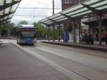 saarbrucken Ein Bus der Firma Saar-Bus f�hrt eine Haltestelle am Hauptbahnhof an. Bei diesem Bus handelt es sich um die Linie 128