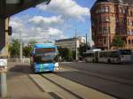 saarbrucken Die Linie 108 f�hrt die Haltestelle Hauptbahnhof an, und die Linie 1 Schienen- Ersatzverkehr verl�sst die Haltestelle Hauptbahnhof in Richtung Brebach.