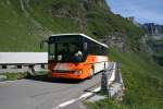 setra-s-300er-serie AAGU, Schattdorf, Nr. 33 (UR 9'1142, Setra 313UL, 1996) am 10.8.2008 unterwegs als Beiwagen am Klausenpass bei Vorfrutt. 