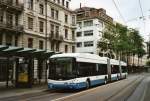 zurich VBZ Z�rich Nr. 76 Hess/Vossloh Doppelgelenktrolleybus am 12. Juli 2009 Z�rich, L�wenplatz