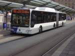 saarbrucken Ein neuer Citaro Erdgas Gelenkbus am Hauptbahnhof.