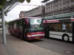 saarbrucken Hier schl�ngelt sich ein Fahrzeug der Firma Zarth Reisen an einem Setra Bus vorbei. Auch dieses Foto wurde am 15.09.2009 aufgenommen.