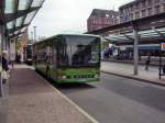 saarbrucken Das Foto zeigt einen Bus der Firma Klos. Hier habe ich einen Setra am Hauptbahnhof in Saarbr�cken Fotografiert. Diesen Bus habe ich auch schon einmal am Saarbr�cker-R�merkastell, in einer anderen Position Fotografiert.