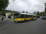 berlin Solaris Urbino auf der Linie X9 nach Flughafen Tegel am S+U Bahnhof Zoologischer Garten.
