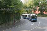 luzern Auf H�he der Fahrleitung wirkt jene nur noch wie ein Gewirr von Dr�hten. Hier am 21.9.09 aufgenommen auf der Langensandstrasse bei Wartegg. Der NAW/Hess/Siemens BT 5-25 Nr. 276 versucht hier gerade einen Weg in Richtung Matthof im Durcheinander �ber ihm zu finden.