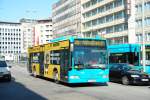 mercedes-benz-o-530-i-citaro VGF Wagen 462 im Juli 2006 am Frankfurter HBF auf der Linie 35 Richtung
Sachsenhausen Lerchesberg.
Der Wagen tr�gt Werbung f�r den Radiosender Youfm 90.4
