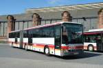 setra-s-400er-serie ORN MZ RN 485 im Juli 2007 vor dem HBF Wiesbaden.