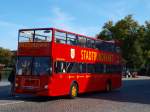 Schwerin Stadtrundfahrt in Schwerin mit einenem B�ssing Doppeldecker am Pfaffenteich 