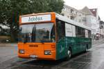 mercedes-benz-o-405--hochflur-stadtversion Infobus D US 221 des Flughafen D�sseldorf am 23.9.2009
auf dem Kettwiger Marktplatz.